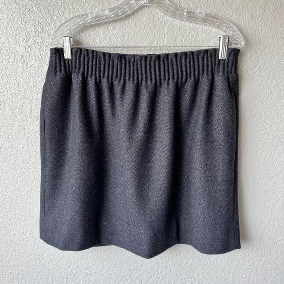 NWT - J. Crew Factory wool blend, herringbone pattern, elastic waistband skirt - Picture 3 of 13